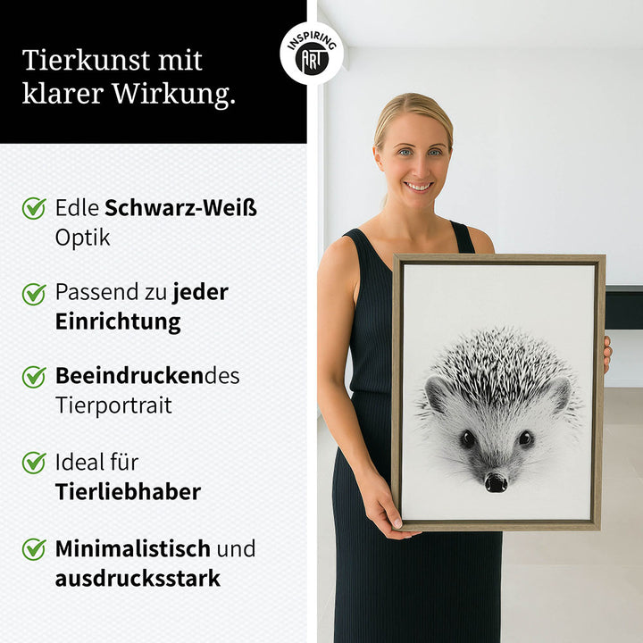 Leinwandbild: Tierporträt Igel "Pico" in Schwarz-Weiß