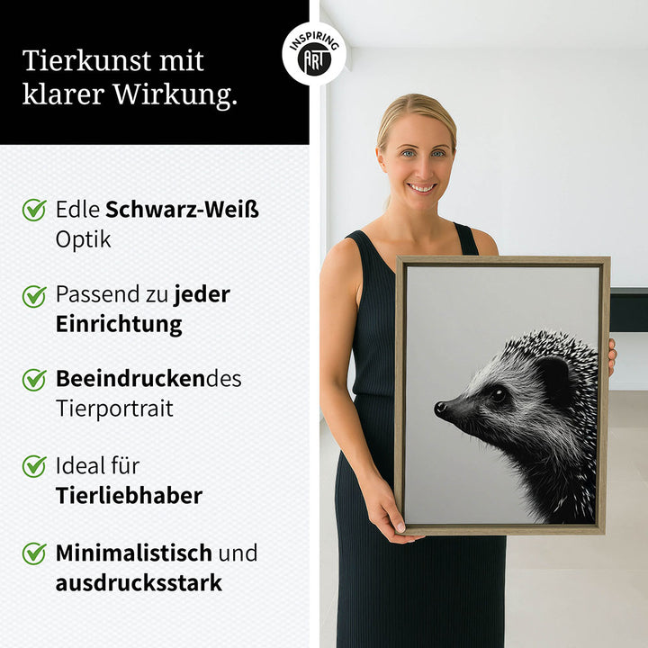 Leinwandbild: Tierporträt Igel "Fips" in Schwarz-Weiß