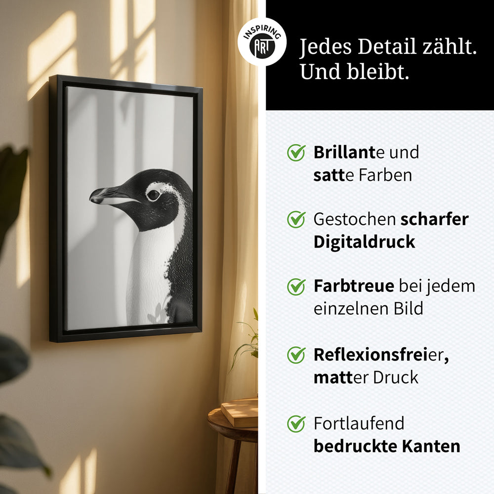 Leinwandbild: Tierporträt Pinguin "Marble" in Schwarz-Weiß