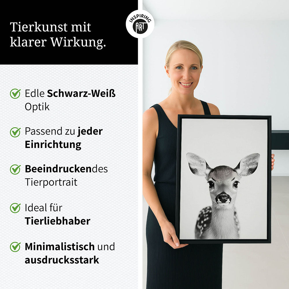Leinwandbild: Tierporträt Reh "Hazel" in Schwarz-Weiß