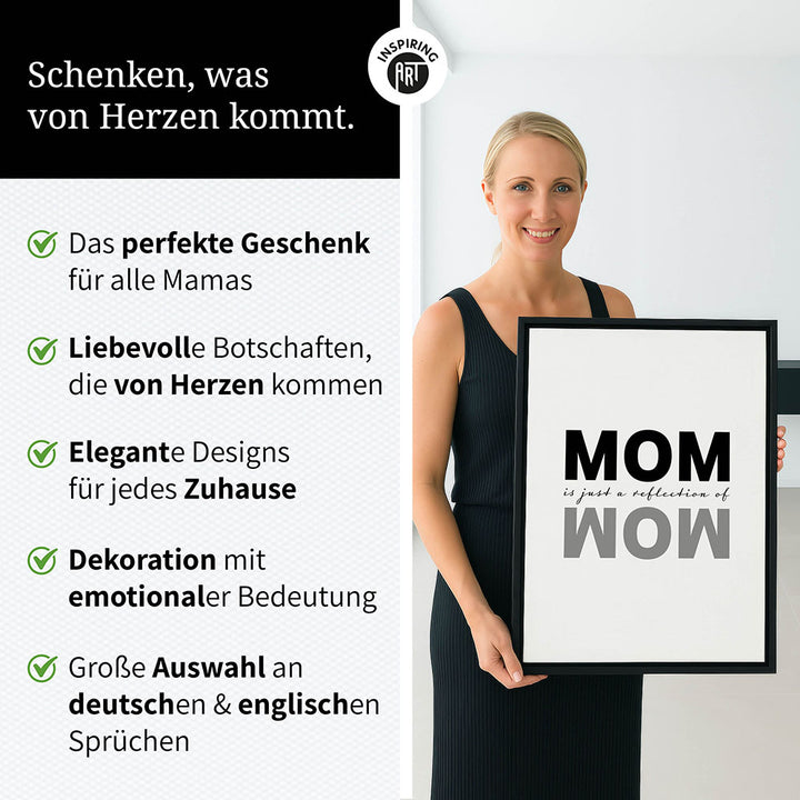"Mom is just a reflection of wow" - Leinwandbild in Weiß-Schwarz
