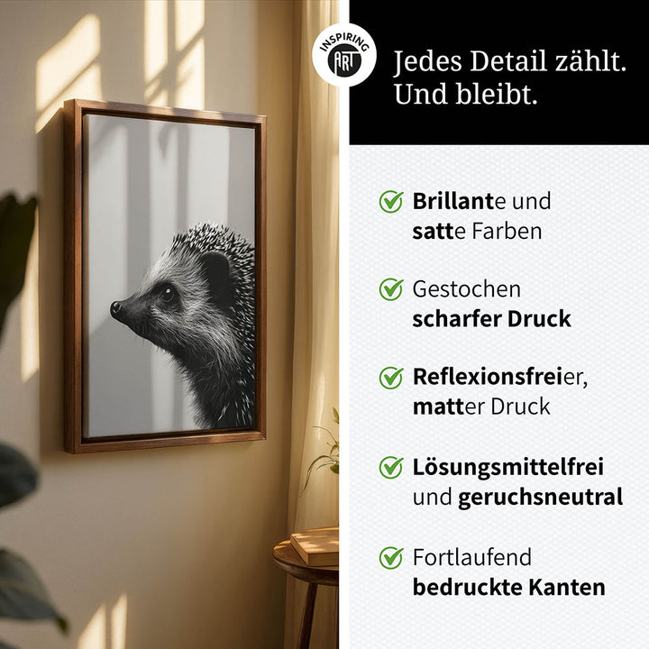 Leinwandbild: Tierporträt Igel "Fips" in Schwarz-Weiß