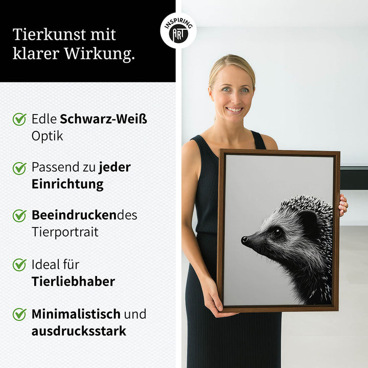 Leinwandbild: Tierporträt Igel "Fips" in Schwarz-Weiß