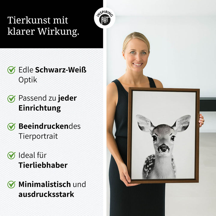 Leinwandbild: Tierporträt Reh "Hazel" in Schwarz-Weiß