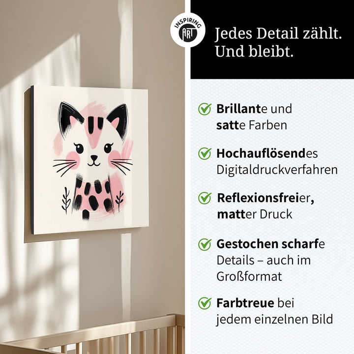 Kira, die Kunst-Katze – Baby-Kinder-Wandbild MIXPIX – Tiermotiv Katze als Illustration