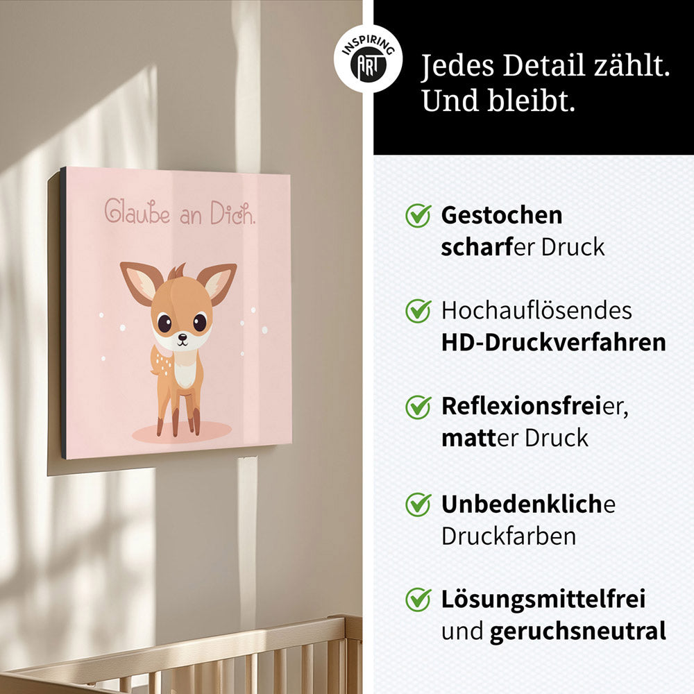 Rudi, das Sternenreh – Baby-Kinder-Wandbild MIXPIX – Tiermotiv Reh im Cartoon Design