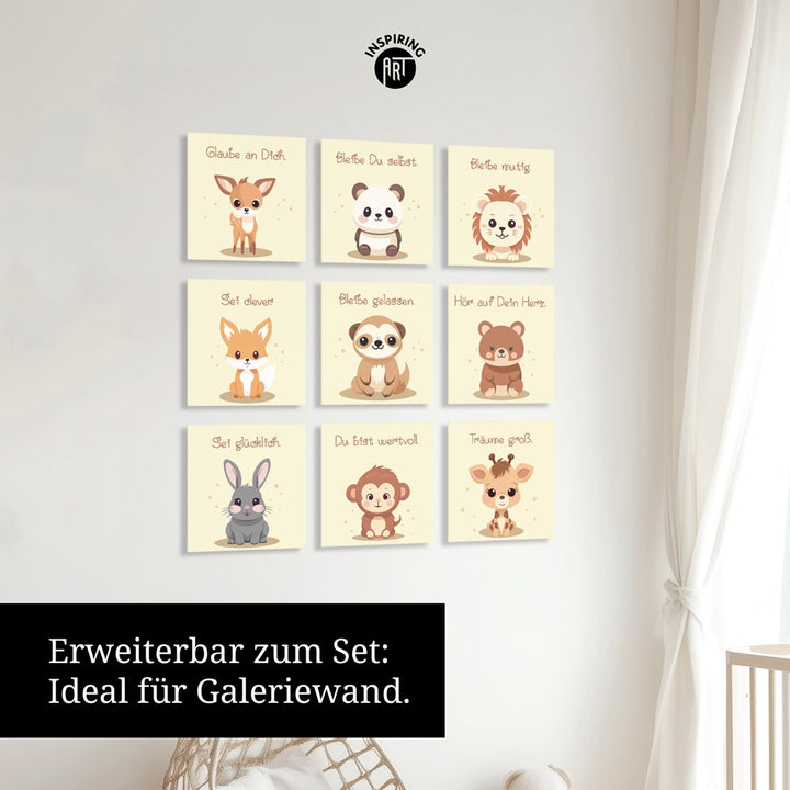 Fabian, der flauschige Faulpelz – Baby-Kinder-Wandbild MIXPIX – Tiermotiv Faultier im Cartoon-Design