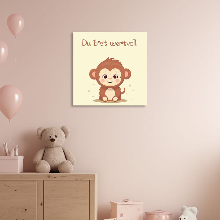 Milo, der Kuschelaffe – Baby-Kinder-Wandbild MIXPIX – Tiermotiv Affe im Cartoon-Design