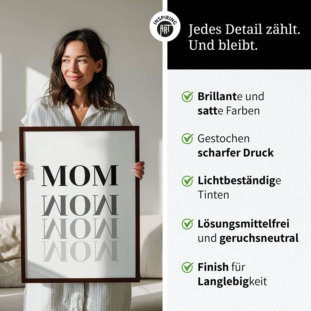 "Mom-Wow" - Poster in Weiß-Schwarz