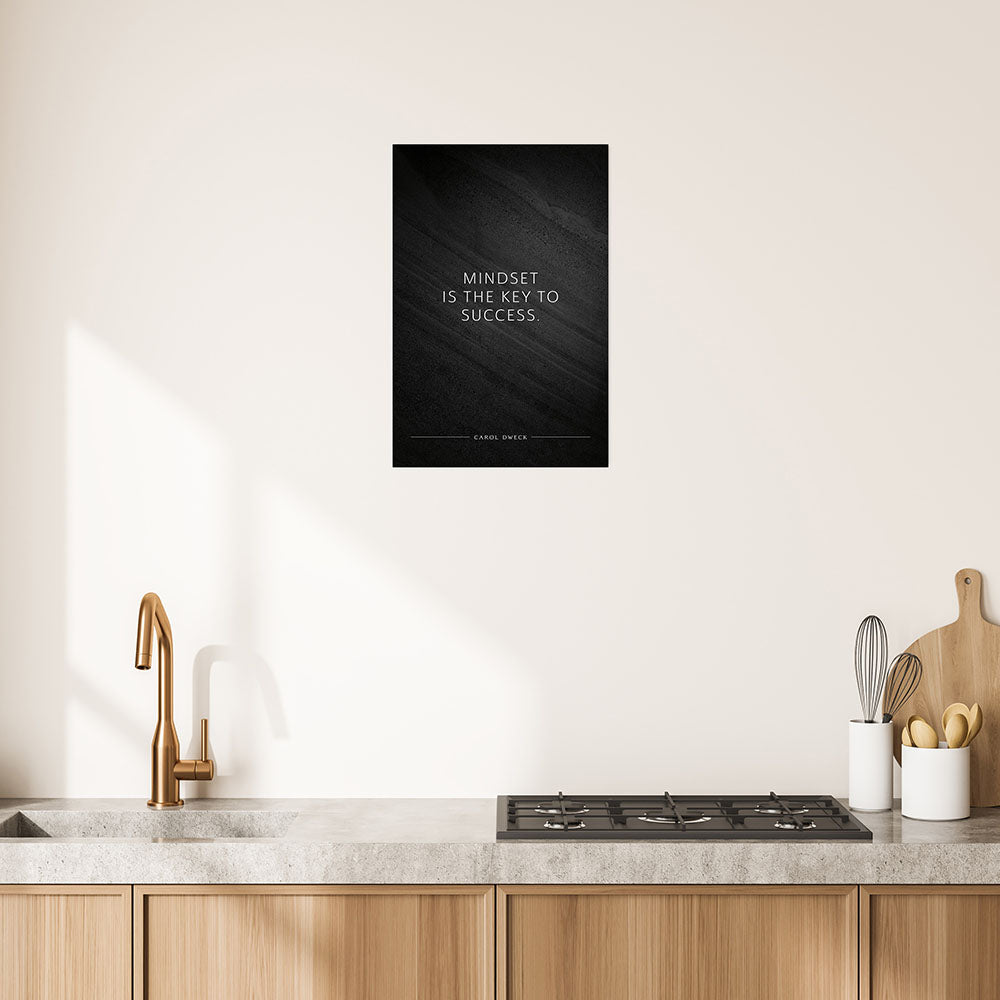 Poster ohne Rahmen mit Text Mindset is the key to success auf dunklem Hintergrund  