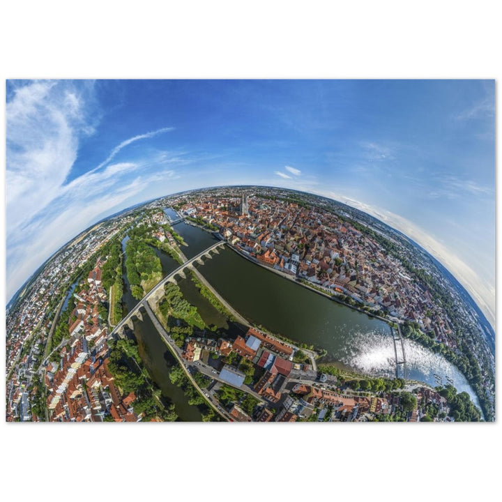 Regensburg mit Donau, Steinerne Brücke, Eiserner Steg, Donauuferweg und Dom St. Peter – Poster Seidenmatt Panorama – Regensburg – ohne Rahmen