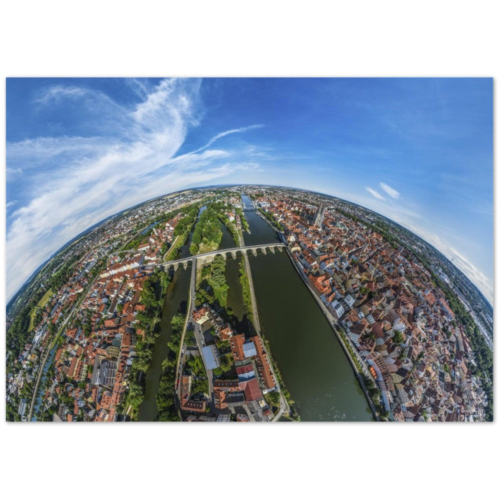 Regensburg mit Donau, Steinerne Brücke und Jahninsel – Poster Seidenmatt Panorama – Regensburg – ohne Rahmen