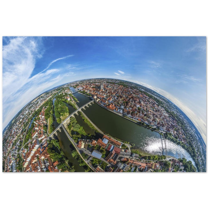 Regensburg mit Donau, Steinerne Brücke, Eiserner Steg, Donauuferweg und Dom St. Peter – Poster Seidenmatt Panorama – Regensburg – ohne Rahmen